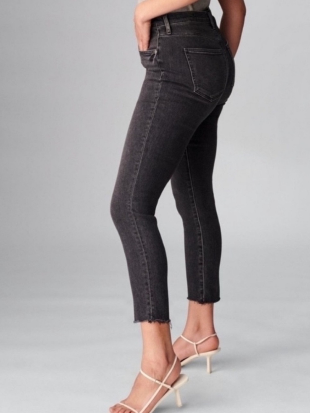 Denim Forum The Lola High Rise Skinny Jeans Raw Hem – Aritzia Size 29 dark wash - Picture 2 of 11